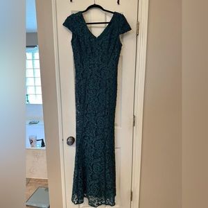 Alex Evenings emerald green dress. Size 4, but fits more like a 6.